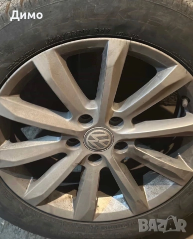 Оригинални VW 17” джанти + зимни гуми Falken 215/55 R17 DOT25 5x112, снимка 5 - Гуми и джанти - 53754584