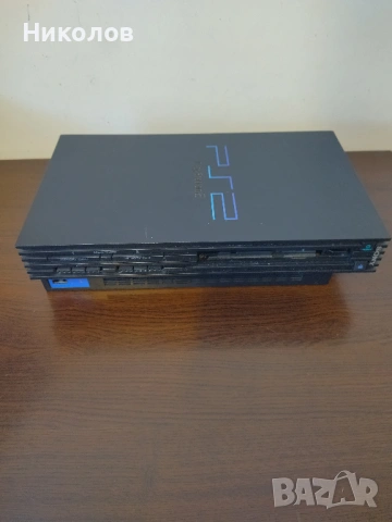Продавам конзола Sony Playstation 2 3004,за части или ремонт