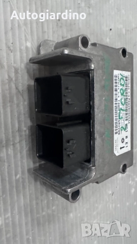 Airbag модул / сензор / датчик зa Jeep Cherokee - P68290969AA, снимка 2 - Части - 51627373