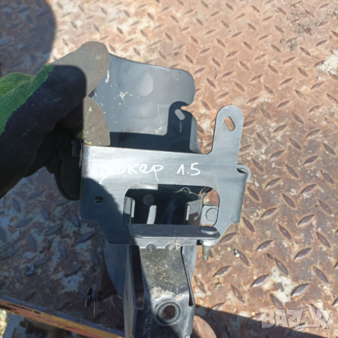 Стойка за горивен филтър Дачия Докер 1.5 дци 2016г, снимка 3 - Части - 44553780