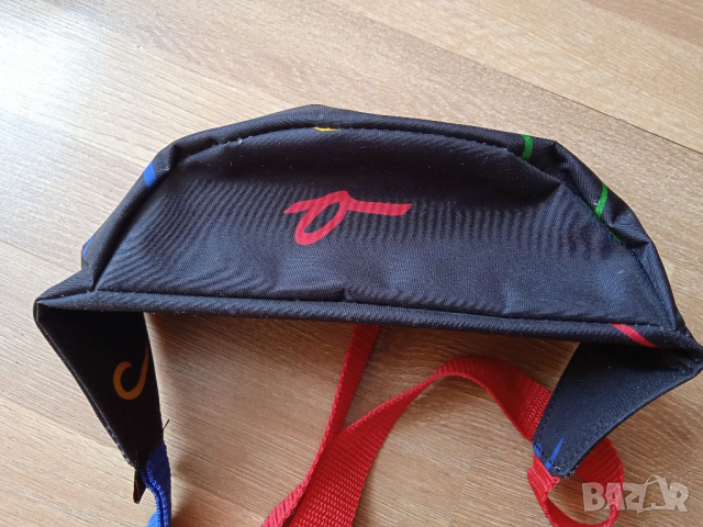 Чанта за кръст на Benetton Colors, снимка 5 - Чанти - 36454779