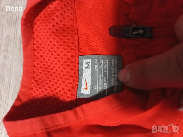 Спортно Горнище Nike, снимка 2 - Спортни дрехи, екипи - 56246645