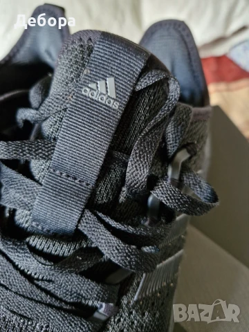 Оригинални маратонки Адидас, снимка 3 - Маратонки - 51092561
