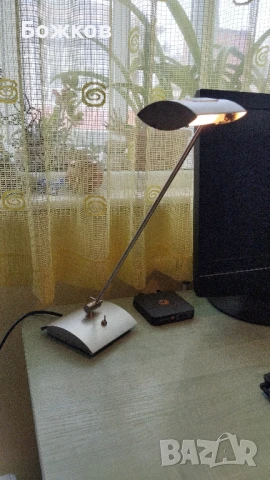 лампа за бюро, снимка 6 - Настолни лампи - 50829334