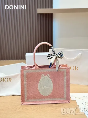 Christian Dior Дамска чанта, кожа, снимка 2 - Чанти - 56316045