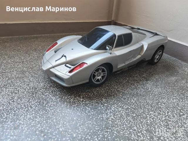 RC Ferrari Enzo 30e, снимка 3 - Коли, камиони, мотори, писти - 56174134