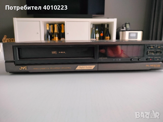 видеомагнетофон JVC HR-D525EE, снимка 3 - Плейъри, домашно кино, прожектори - 53694818