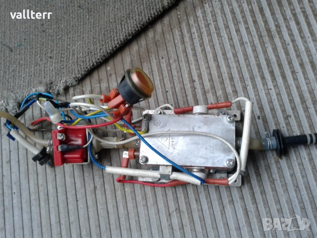 уред пепел,шевна машина.шприц сладки и др за дома, снимка 8 - Други стоки за дома - 51960650