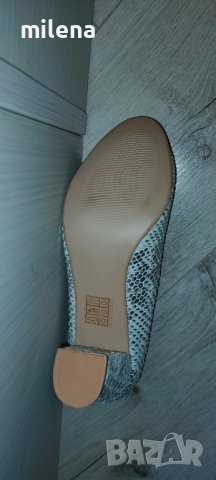 Нови обувки, номер 35, снимка 3 - Дамски обувки на ток - 41691570