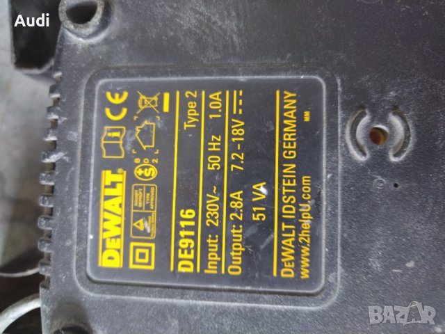 Винтоверт DEWALT Комплект:  боди, зарядно,  батерия 14.4V, куфар. Бонус 7 броя свредла за бетон, снимка 6 - Винтоверти - 41422602