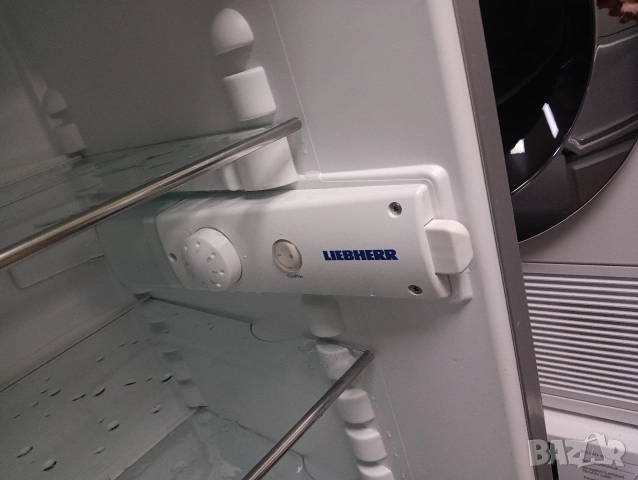 Иноксов комбиниран хладилник с фризер Liebherr с 2 години гаранция!, снимка 2 - Хладилници - 53183616