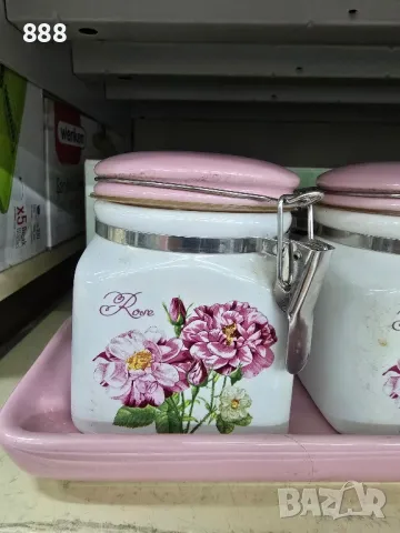 бурканчета за подправки , снимка 2 - Аксесоари за кухня - 50300949