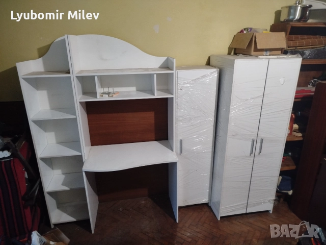 Гардероб с бюро 