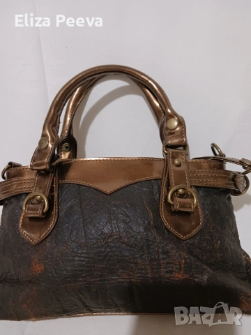 Малка кафява чантичка, снимка 2 - Чанти - 53488342