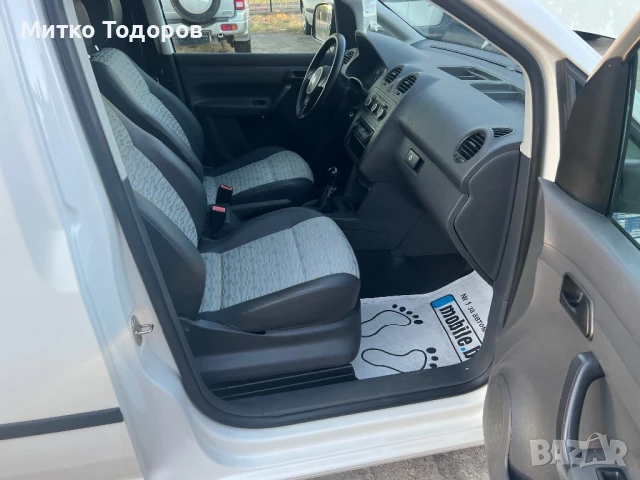 1.6TDI 102 Климатик, снимка 11 - Автомобили и джипове - 50910875