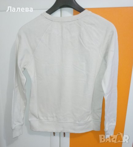 Младежка блуза , снимка 2 - Блузи с дълъг ръкав и пуловери - 44380472