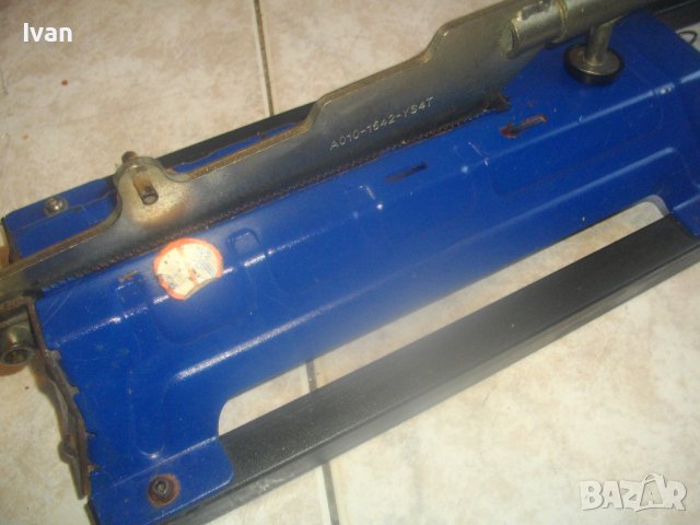 Гилотина Рязане Паркет Ламинат/Ножица Рязане Арматура/Плашка 5/8 Външни Резби На Тръби-Старо Качеств, снимка 4 - Други инструменти - 42362301