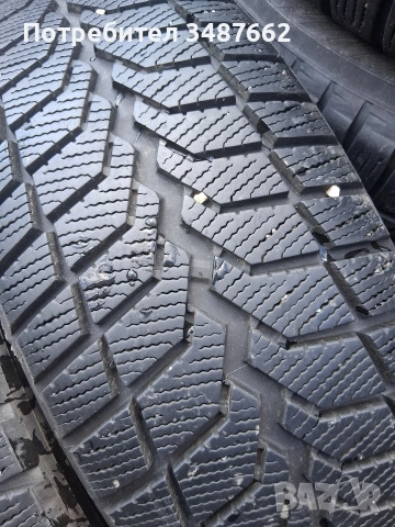 215 60 17 VRIDESTEIN 2бр зимни , снимка 2 - Гуми и джанти - 53131750