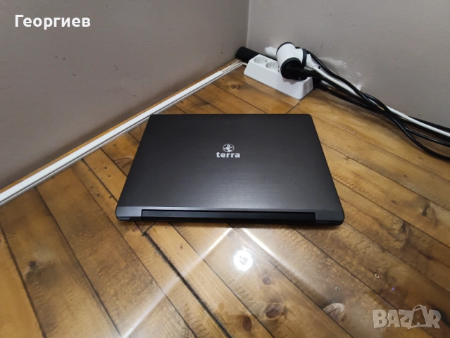 Лаптоп Tera Mobile 1513A / 15.6", снимка 8 - Лаптопи за работа - 53465204