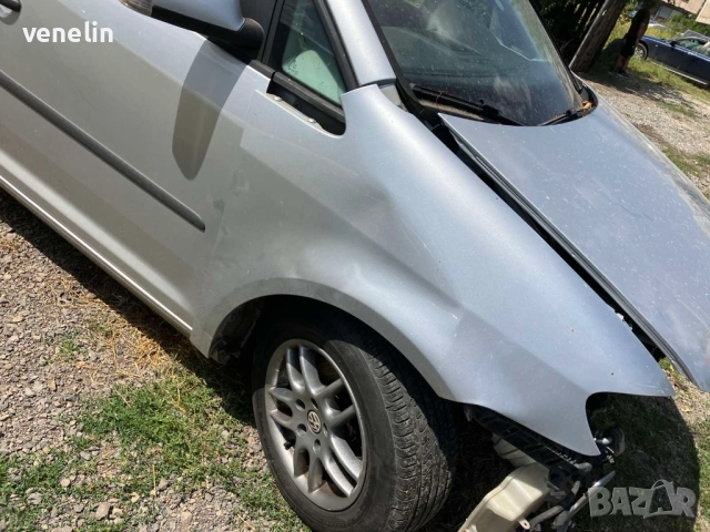 Фолксвагун туаран 1.6 105к.с на части, снимка 2 - Автомобили и джипове - 52900598