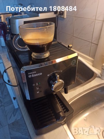 Кафемашина Саеко Поемия с ръкохватка с крема диск, работи отлично и прави хубаво кафе с каймак , снимка 2 - Кафемашини - 41454117