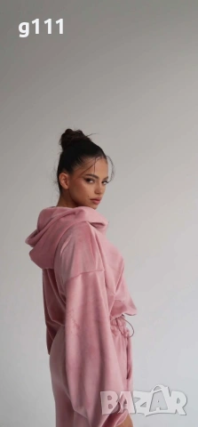 Екип Karma, снимка 2 - Спортни екипи - 53089748