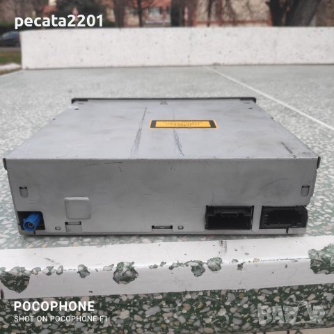 Продавам - оригинална DVD навигация за Audi, снимка 2 - Аксесоари и консумативи - 39011150