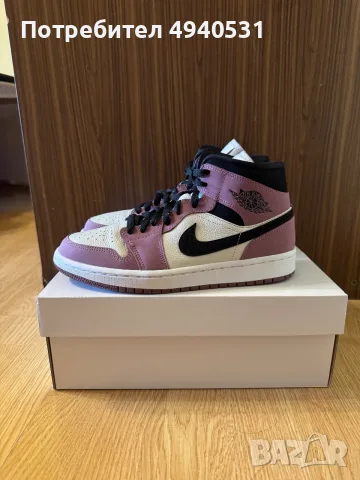 Nike Air Jordan 1 Mid “Mulberry” , снимка 2 - Кецове - 55961748