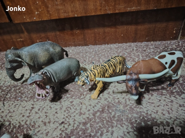 Фигурки     Sсhleich 2, снимка 2 - Декорация за дома - 52865754