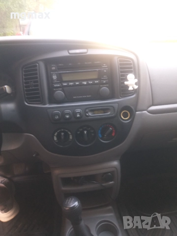 Mazda Tribute 2,0l 4x4, снимка 16 - Автомобили и джипове - 51584608