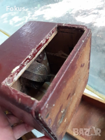 Стара дървена мелничка, снимка 5 - Антикварни и старинни предмети - 53377313