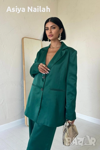 Дамски зелен костюм от две части – сако и панталон с ластик, снимка 2 - Костюми - 52792838