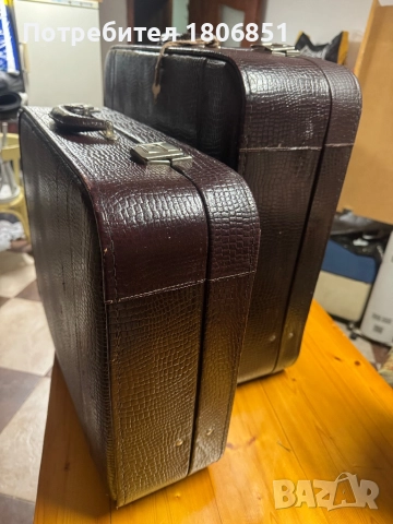 Лот ретро куфари