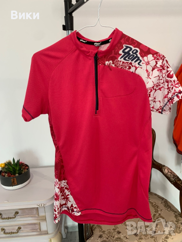 Спортна тениска в размер S