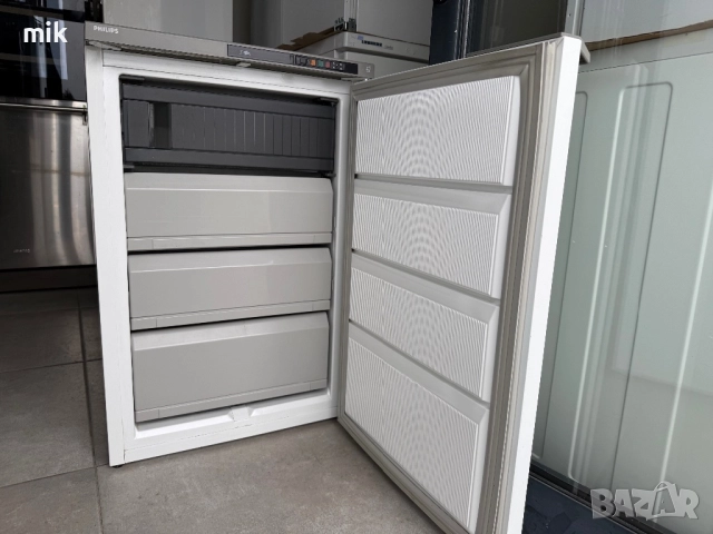 Малък фризер 4 чекмеджета Philips 