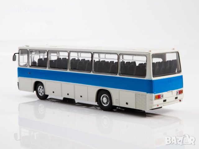 Умален модел на автобус Ikarus-256, в мащаб 1:43, снимка 2 - Колекции - 35981600
