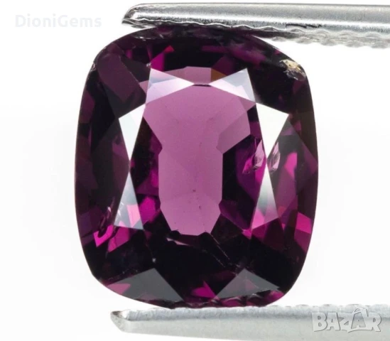 Естествен шпинел 3.03 ct, интензивно лилав, Бирма, сертификат., снимка 1