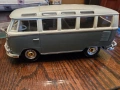 Volkswagen Van Samba Maisto 1:25 , снимка 4