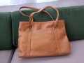 Дамска чанта от изкуствена кожа, светло кафява+ подарък още една чанта от естествена кожа,кафява , снимка 1 - Чанти - 44636799