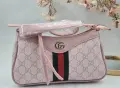 Gucci Дамска Чанта Гучи - Различни Цветове Код V33, снимка 1
