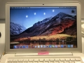 Лаптоп APPLE MacBook A1342 в много добро състояние, SSD, има Windows7, снимка 6