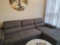 Ъглов диван, удобен и практичен. Изработен от качествен текстил в тъмно сив цвят. Разполага с функ, снимка 4