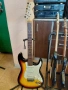 Продавам електрическа китара стратокастер с ефект овердрайв, снимка 1