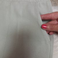 Спортен панталон в светъл резедав цвят, снимка 2 - Панталони - 41223776
