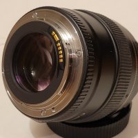 Продавам обектив Canon EF 85mm F1.8
USM, снимка 2 - Обективи и филтри - 42557860