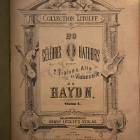 20 Celebres Quatuors pour Violons Alto et Violoncelle de Haydn , снимка 1 - Специализирана литература - 36250961