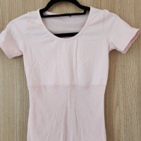 Розова тениска benetton, снимка 1 - Тениски - 41183239