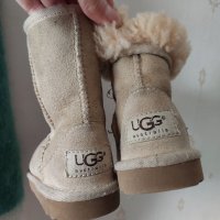 UGG. Original. Size EU 23.5 Страхотни детски ботушки шушони, снимка 2 - Детски боти и ботуши - 39572096