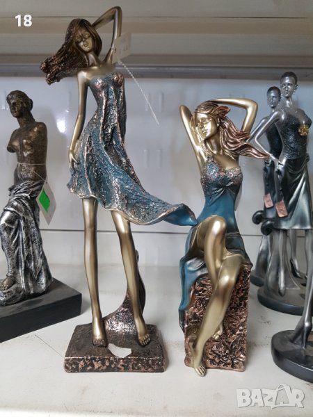 Статуетка, снимка 1