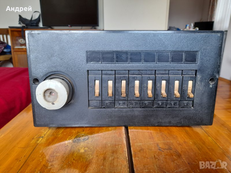 Старо Бушонно,Електрическо табло #3, снимка 1